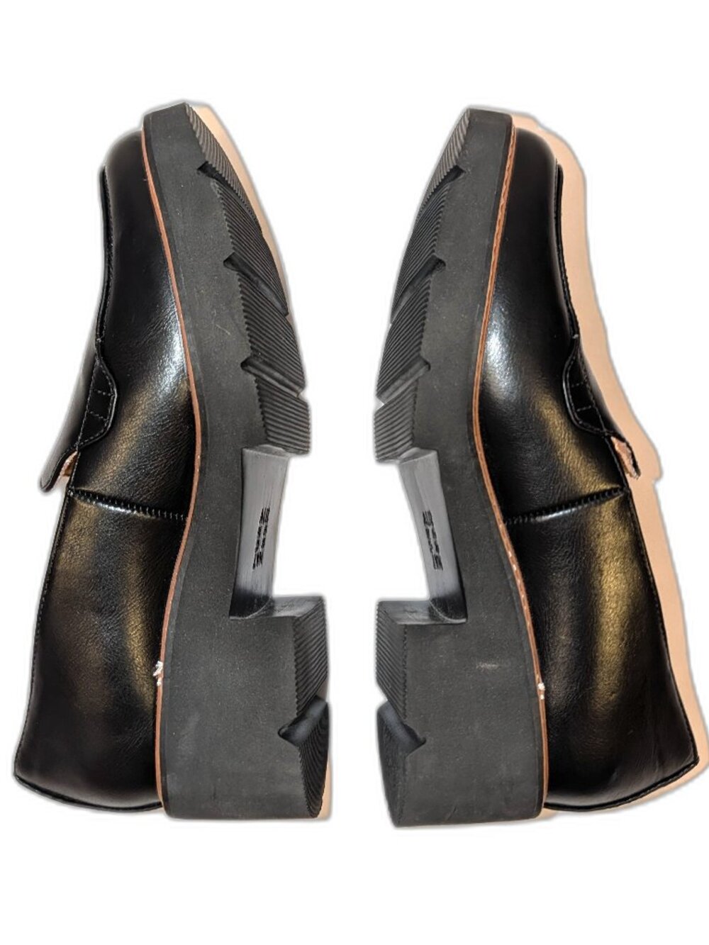 Naturalizers | Cabaret Loafers in Black | Size 7.5 - Picture 9 of 11
